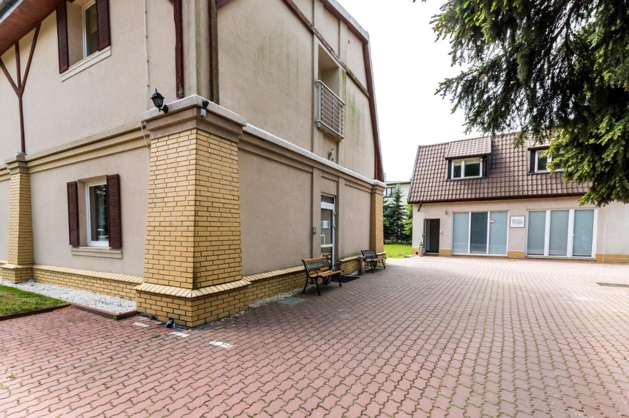 Motel Silver Konstantynów Łódzki Exterior foto
